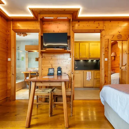 Chalet-Hôtel Neige et Roc, The Originals Relais (Hotel-Chalet de Tradition)-2